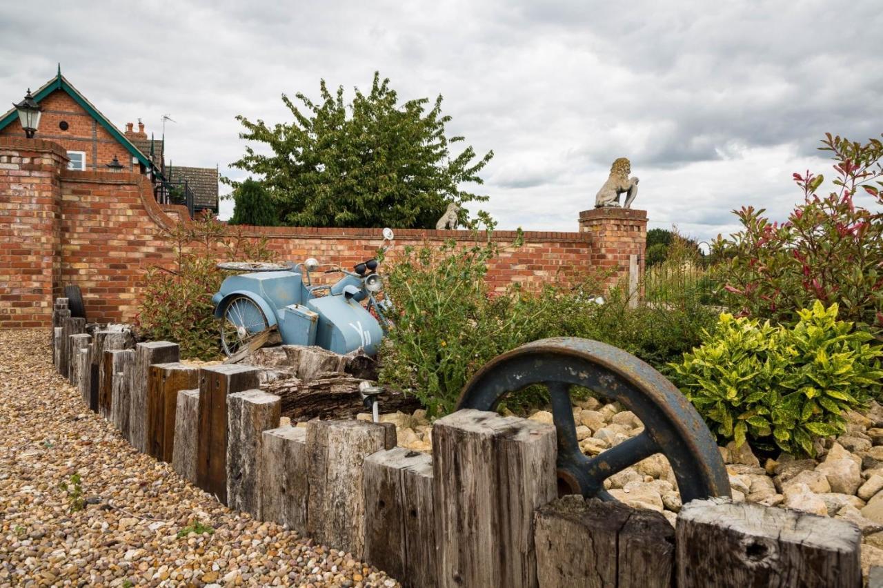 Lincoln Holiday Retreat View With Private Hot Tub ภายนอก รูปภาพ