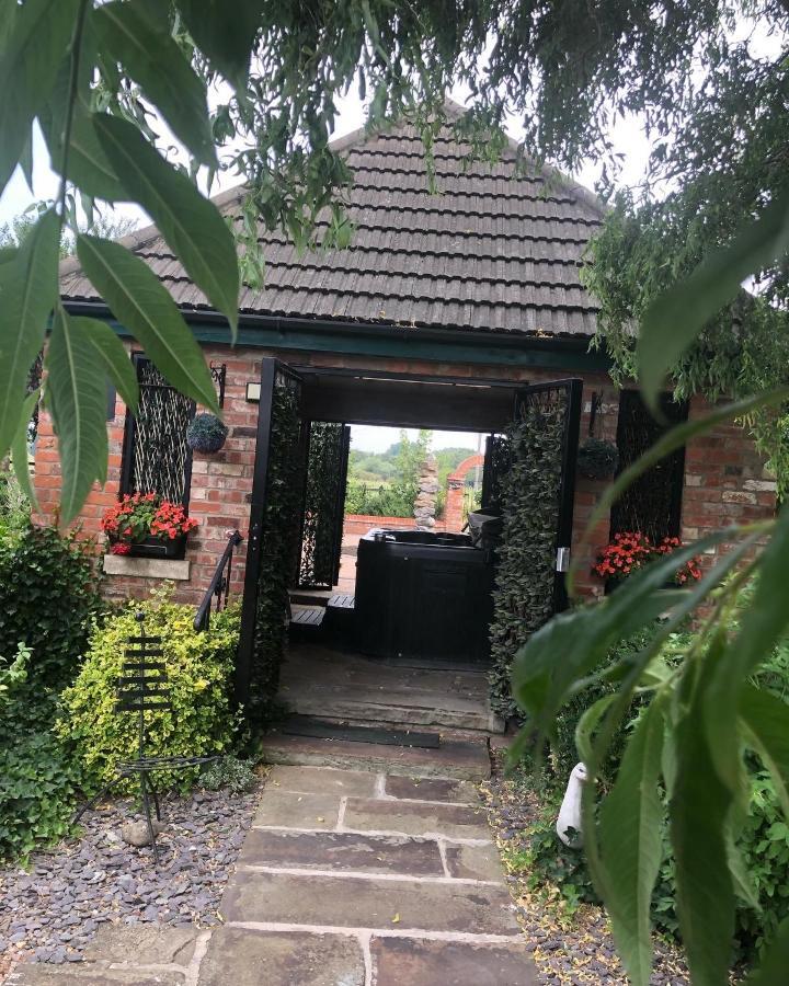 Lincoln Holiday Retreat View With Private Hot Tub ภายนอก รูปภาพ